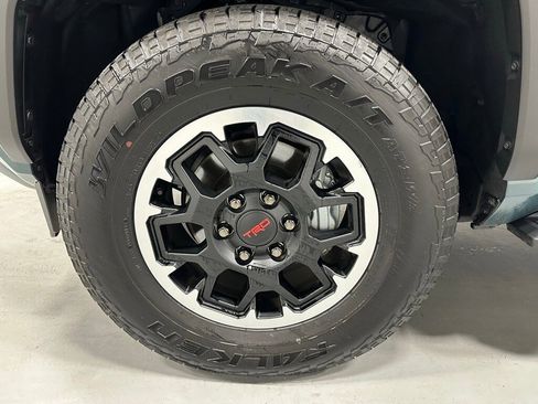 Used 2025 Toyota 4Runner TRD Off-Road image 57