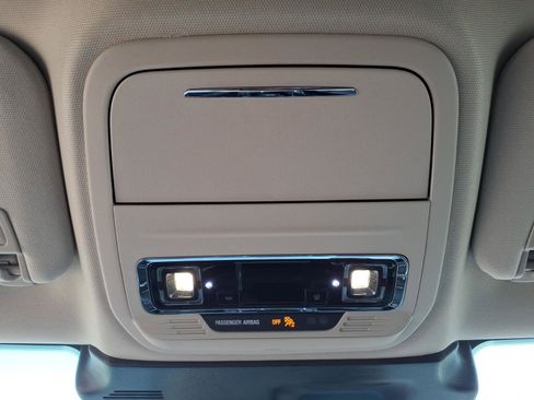 Used 2023 Lincoln Corsair Reserve w/ Jet Appearance Package image 22