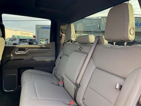 New 2026 Chevrolet Silverado 1500 LTZ w/ Z71 Off-Road Package AWD/4WD image 18