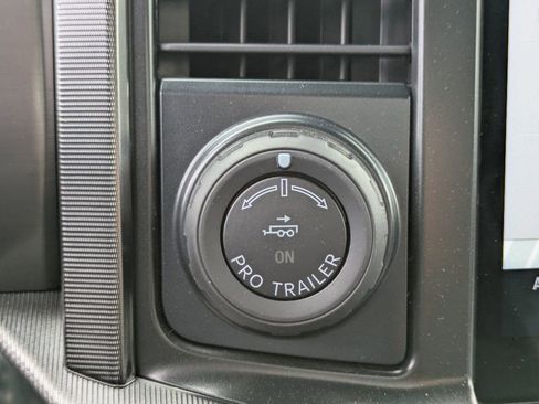 New 2026 Ford F150 Platinum w/ Equipment Group 700A Standard image 27