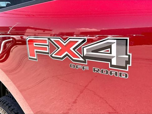 Certified 2024 Ford F250 King Ranch w/ FX4 Off-Road Package AWD/4WD image 30