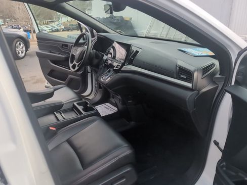 Used 2023 Honda Odyssey Sport image 15