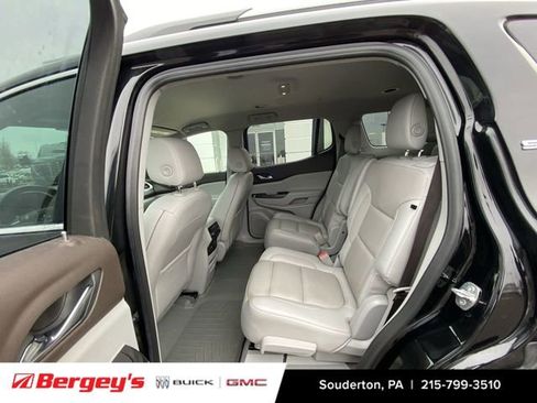 Used 2019 GMC Acadia SLT image 28