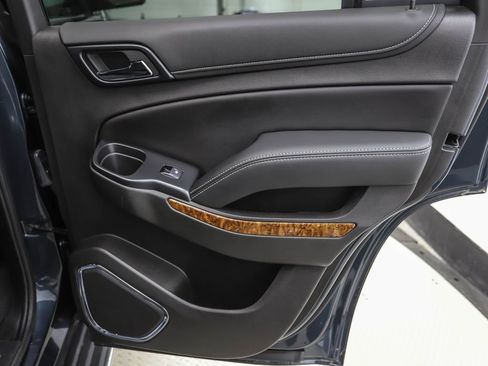 Used 2019 Chevrolet Tahoe Premier AWD/4WD image 21