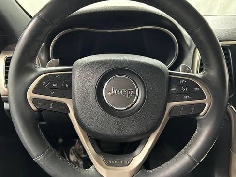 Used 2014 Jeep Grand Cherokee Laredo w/ Security & Convenience Group AWD/4WD image 18