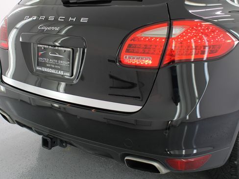 Used 2012 Porsche Cayenne image 23