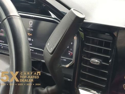 Used 2024 GMC Sierra 1500 SLT image 31