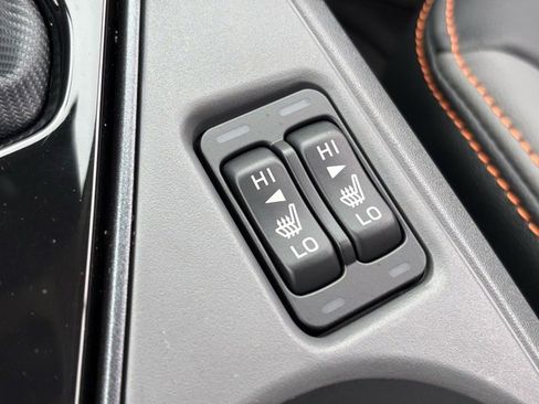 Used 2025 Subaru Crosstrek 2.5i Limited w/ Popular Package #3A image 35