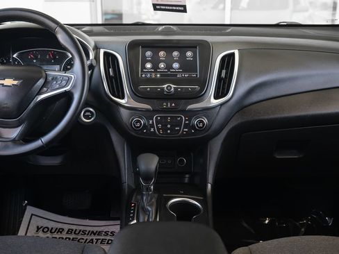 Used 2024 Chevrolet Equinox LT FWD image 30