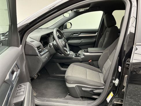 Certified 2025 GMC Terrain Elevation AWD/4WD image 3