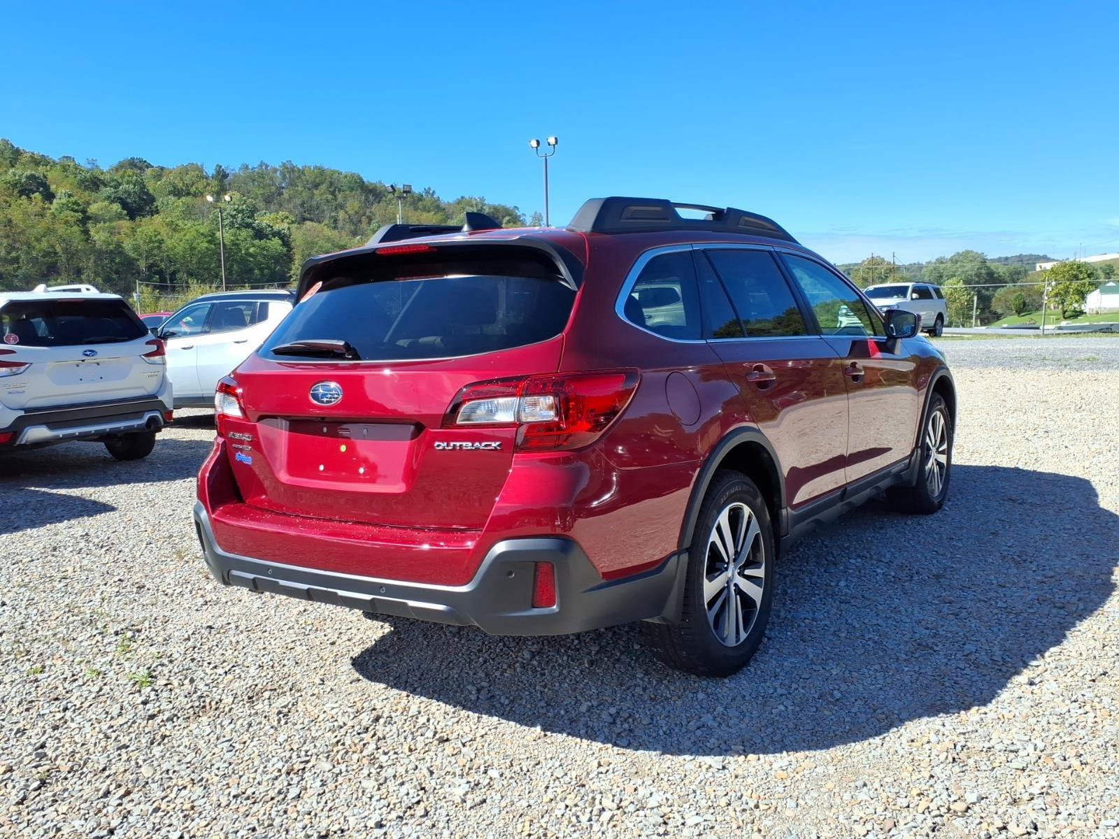 Used 2018 Subaru Outback 2.5i Limited AWD/4WD image 5