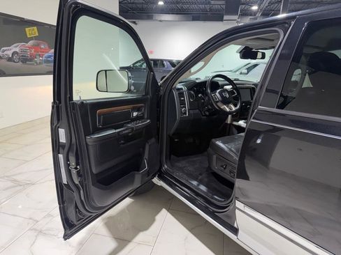 Used 2016 RAM 1500 Laramie w/ Convenience Group image 20