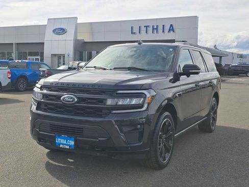 Certified 2023 Ford Expedition Limited image 1