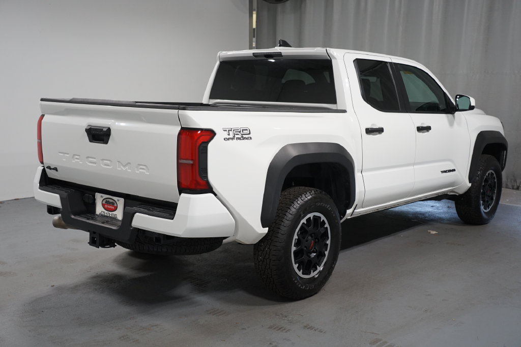 Certified 2026 Toyota Tacoma TRD Off-Road AWD/4WD image 8