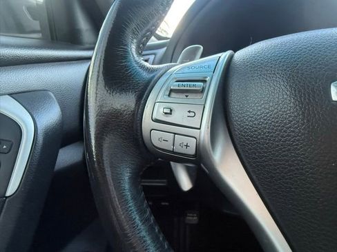 Used 2018 Nissan Altima 2.5 SR w/ SR Midnight Edition image 19