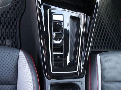 New 2026 Volkswagen GTI SE image 24