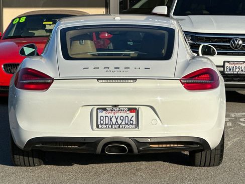 Used 2016 Porsche Cayman RWD image 5