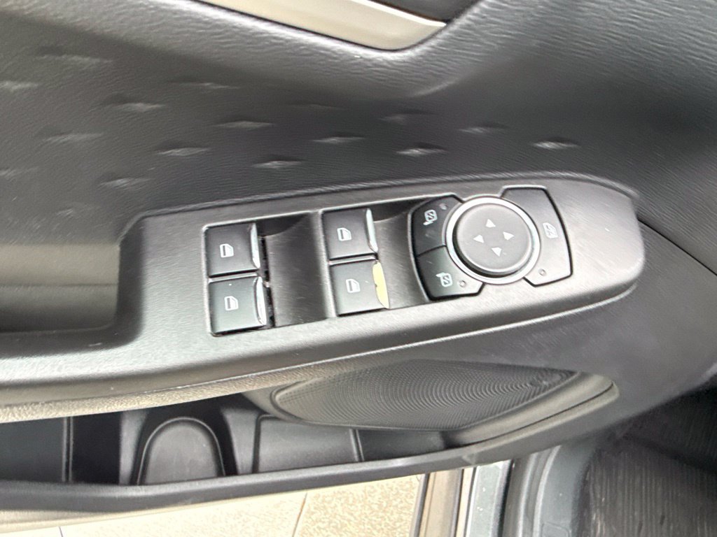 Used 2020 Ford Escape SE AWD/4WD image 12