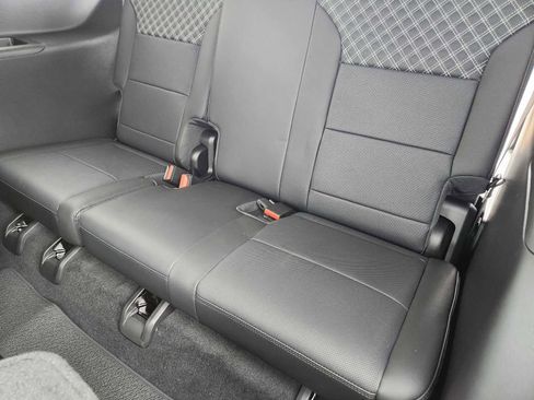 New 2026 GMC Acadia Denali w/ Super Cruise Package image 11