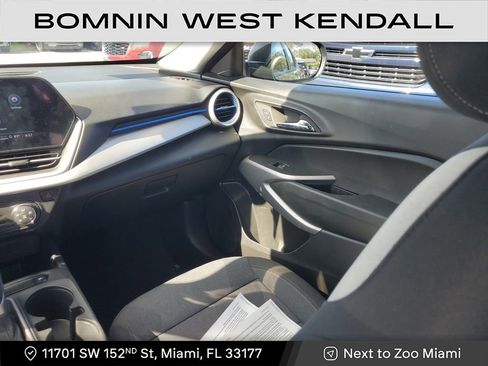 Used 2024 Chevrolet Trax LS image 15