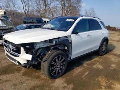 Used 2024 Mercedes-Benz GLE 350 4MATIC image 3