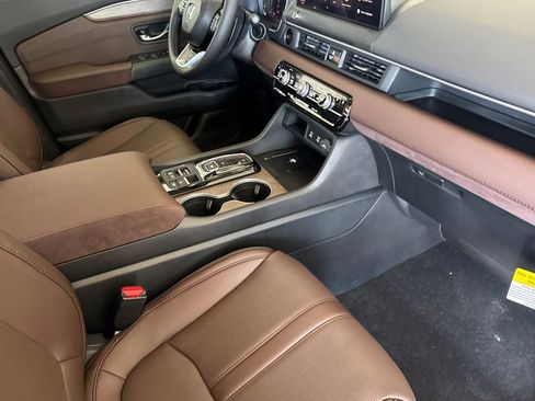 New 2026 Honda Pilot Elite image 19