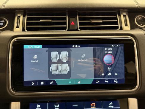 Used 2020 Land Rover Range Rover Autobiography image 22