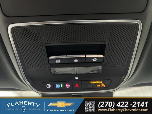Used 2026 Chevrolet Traverse High Country AWD/4WD image 34