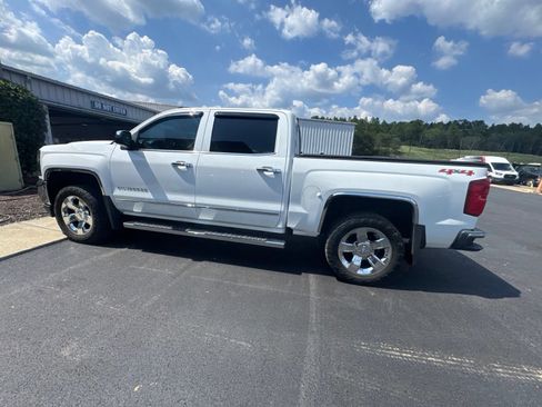 Used 2017 Chevrolet Silverado 1500 LTZ w/ Sport Package AWD/4WD image 8