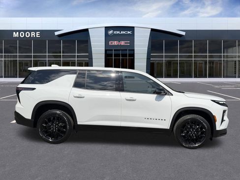 Used 2024 Chevrolet Traverse LS w/ Midnight/Sport Edition FWD image 2