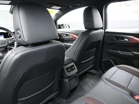 Used 2024 Chevrolet Equinox EV RS FWD image 24