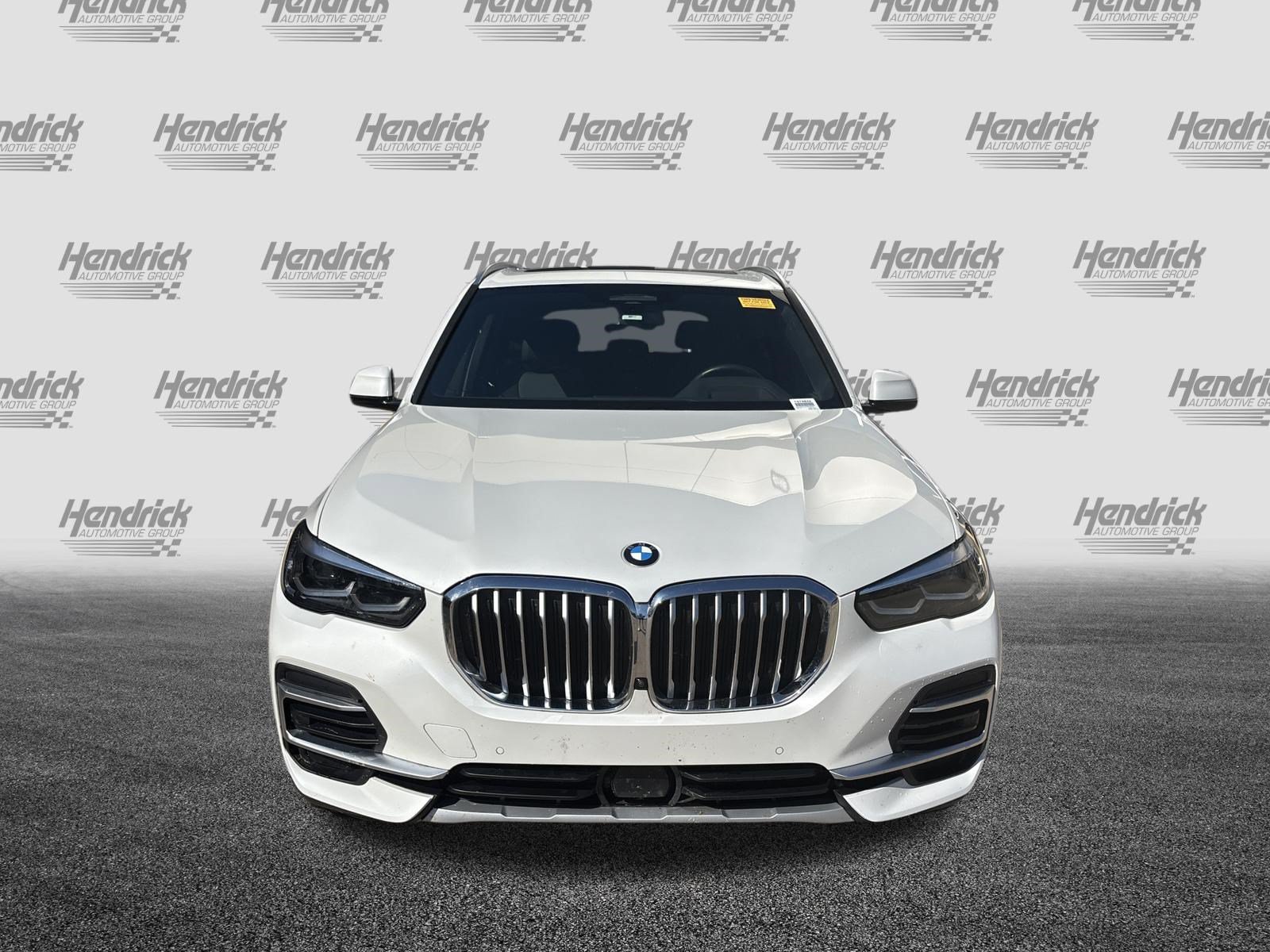 Used 2022 BMW X5 xDrive40i AWD/4WD image 3