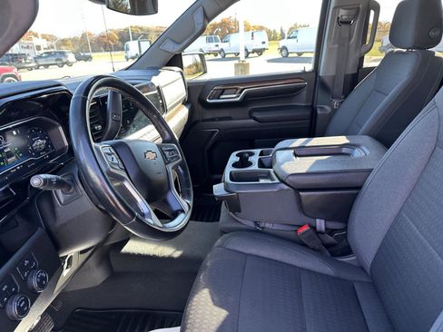 Used 2023 Chevrolet Silverado 1500 LT image 22