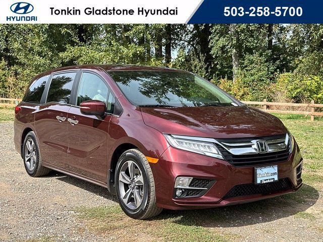 Used 2018 Honda Odyssey Touring image 1