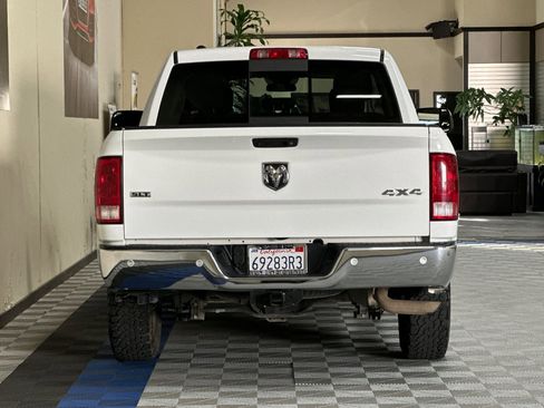Used 2018 RAM 1500 Classic SLT image 5