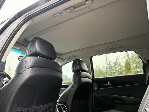 Used 2016 Kia Sorento EX w/ EX Touring Package image 21