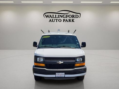 Used 2012 Chevrolet Express 1500 RWD image 2