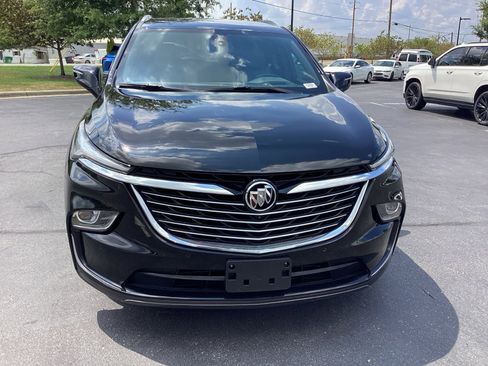 Used 2024 Buick Enclave Premium image 4