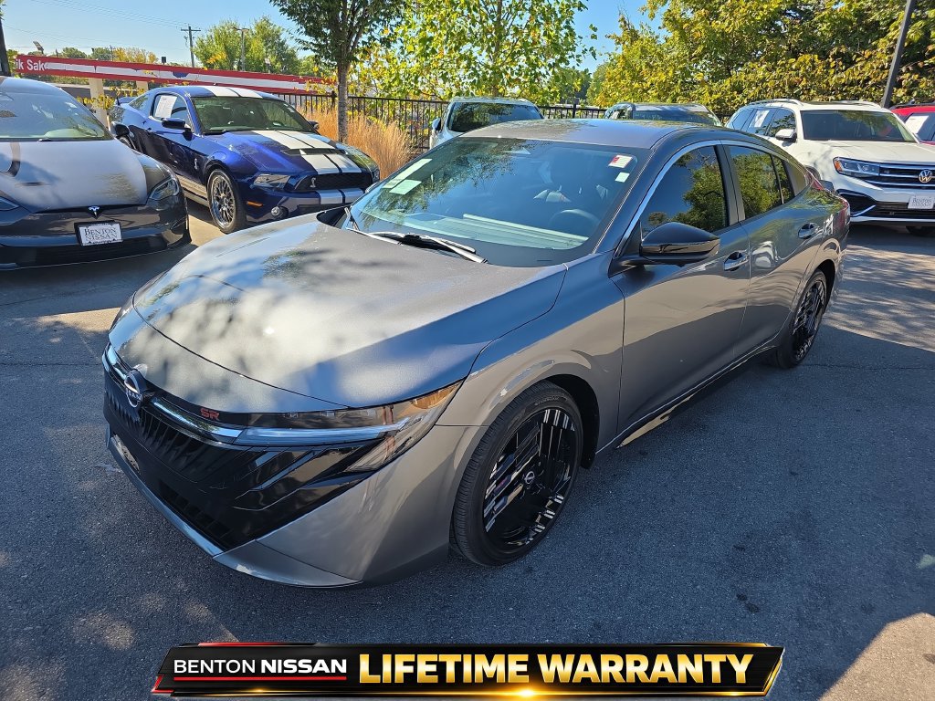 Used 2026 Nissan Sentra SR w/ SR Premium Package FWD image 5