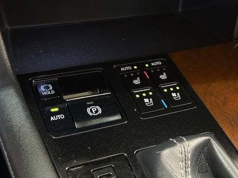 Used 2019 Lexus RX 350 AWD w/ Navigation Package image 22