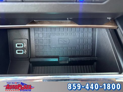 Used 2019 Ford Expedition Platinum AWD/4WD image 25