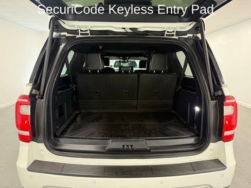 Used 2021 Ford Expedition Max XLT AWD/4WD image 8