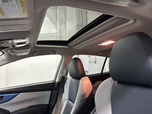 Used 2022 Subaru Crosstrek Hybrid w/ Moonroof Package w/Navigation image 40