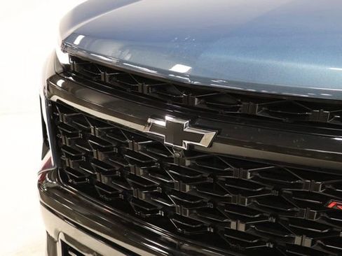 Used 2025 Chevrolet Traverse RS w/ LPO, Floor Liner Package FWD image 9
