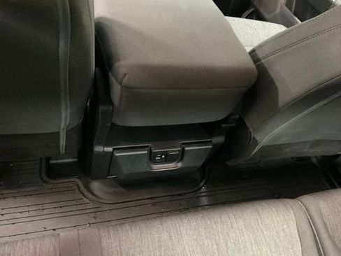 Used 2022 Ford F150 XL w/ Equipment Group 101A High image 9