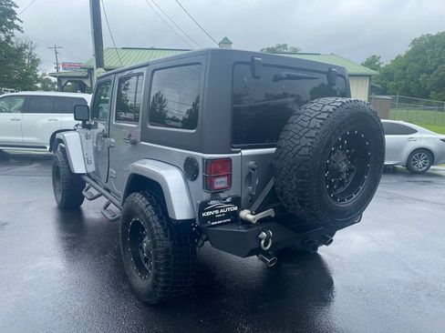 Used 2014 Jeep Wrangler Unlimited Sport AWD/4WD image 7