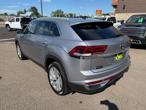 Used 2021 Volkswagen Atlas Cross Sport SEL AWD/4WD image 4