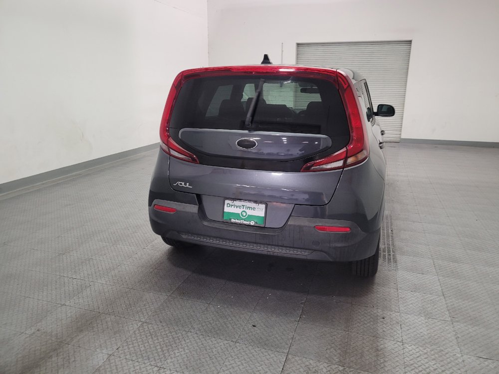 Used 2020 Kia Soul LX FWD image 7