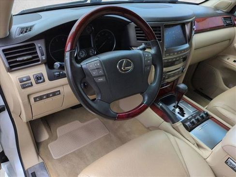 Used 2009 Lexus LX 570 4WD image 10