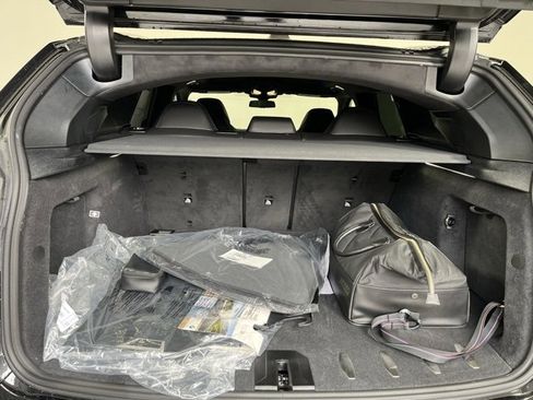 New 2026 BMW XM Label Red image 21